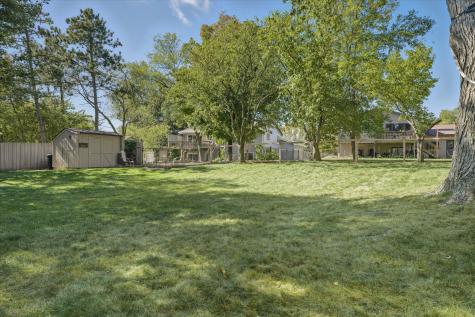 2405 Quinwood Lane N Plymouth MN 55441