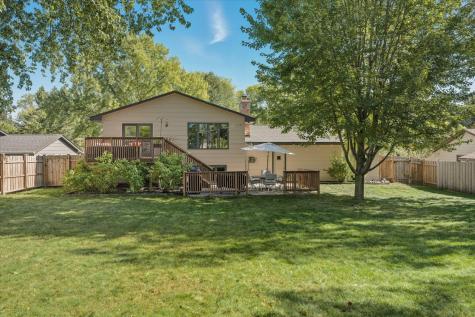 2405 Quinwood Lane N Plymouth MN 55441