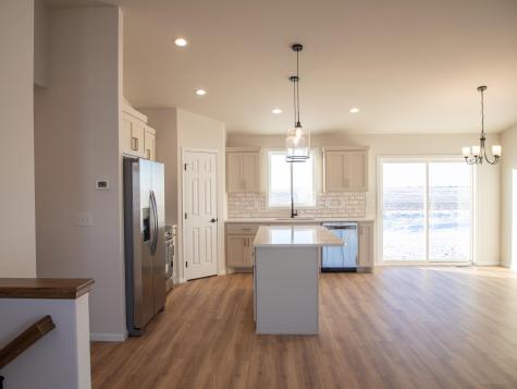 814 2 Avenue S Horace ND 58047