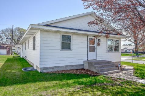 702 28th Avenue N Saint Cloud MN 56303