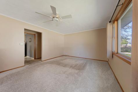 914 S Elm Avenue Owatonna MN 55060