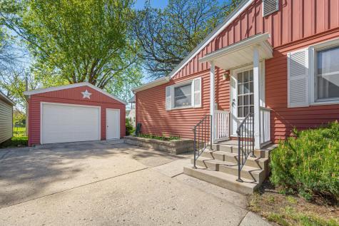 914 S Elm Avenue Owatonna MN 55060
