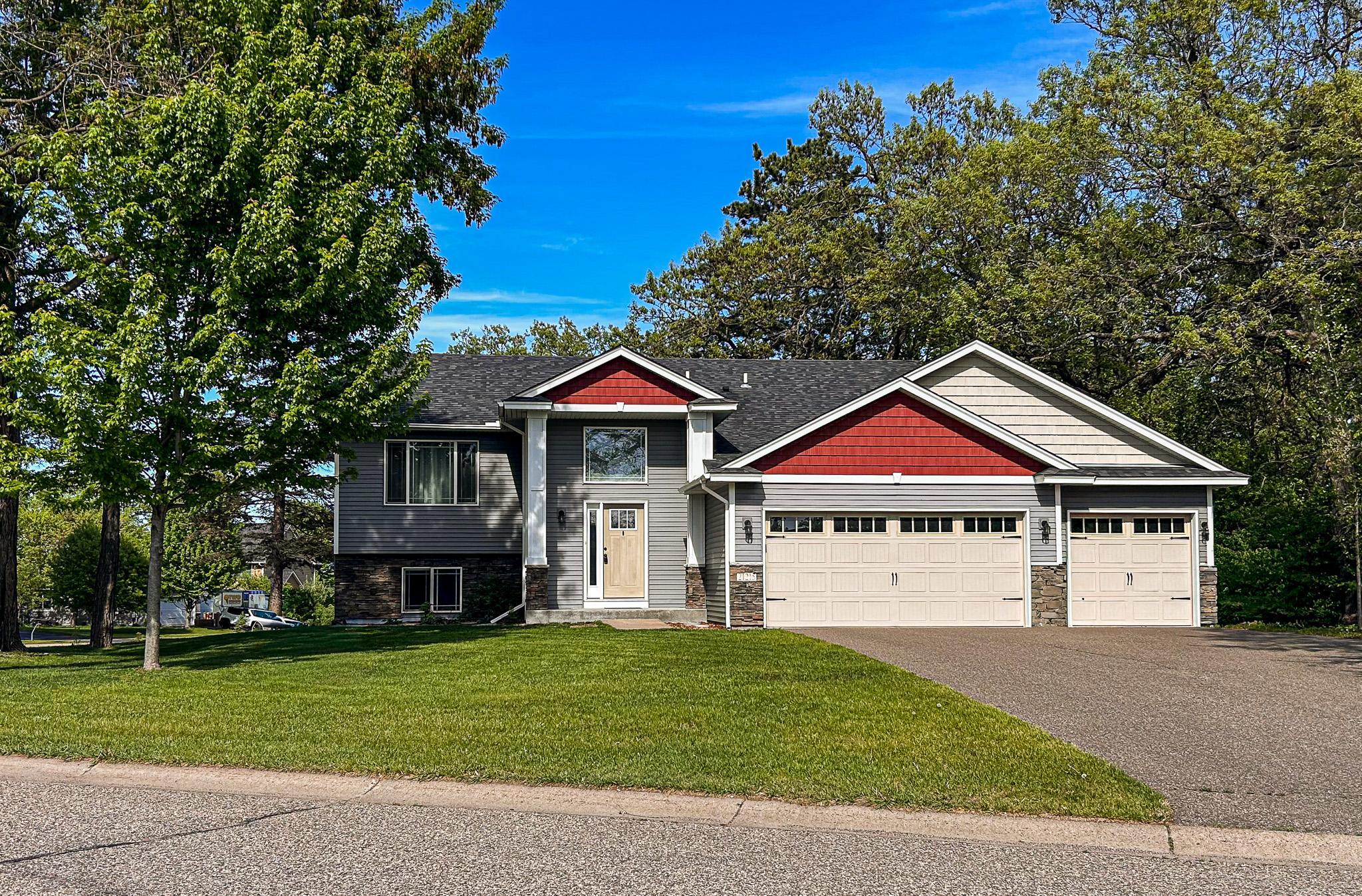 21215 Old Lake George Boulevard NW Oak Grove MN 55303