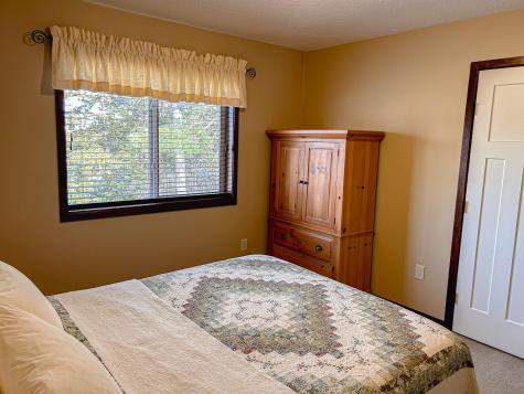 21215 Old Lake George Boulevard NW Oak Grove MN 55303