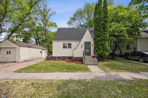 310 10th Street S Moorhead MN 56560