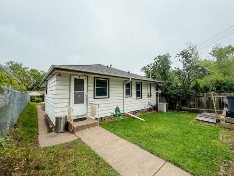 5154 Sheridan Avenue N Minneapolis MN 55430