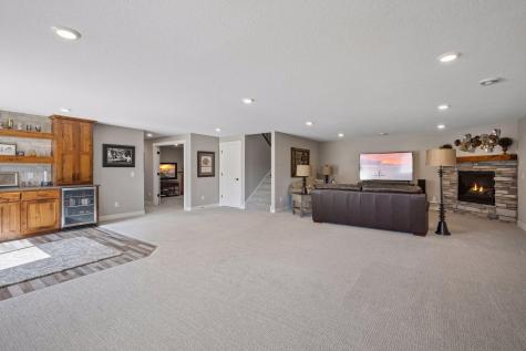 13044 196th Court NW Elk River MN 55330