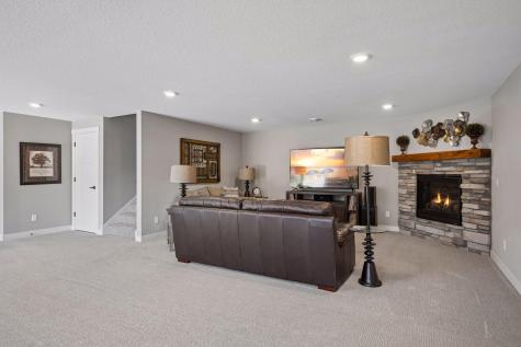 13044 196th Court NW Elk River MN 55330