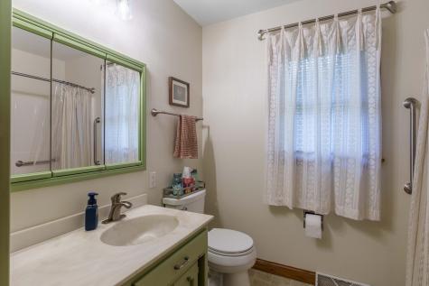 533 Maple Lane Moorhead MN 56560