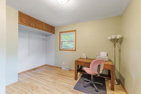 533 Maple Lane Moorhead MN 56560