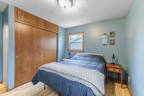 533 Maple Lane Moorhead MN 56560