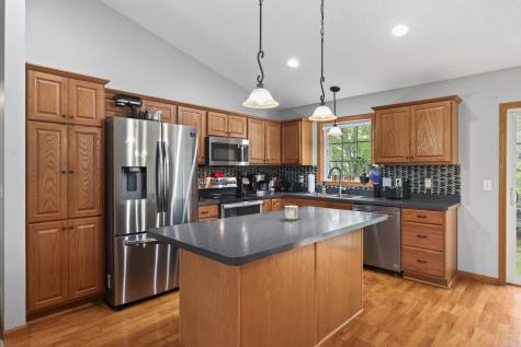 14611 Boxwood Path Rosemount MN 55068