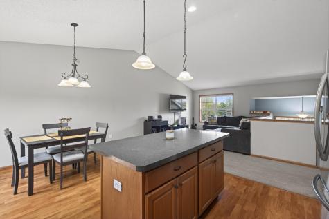 14611 Boxwood Path Rosemount MN 55068