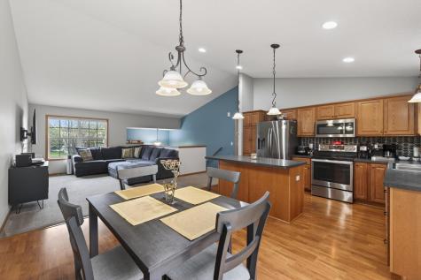 14611 Boxwood Path Rosemount MN 55068