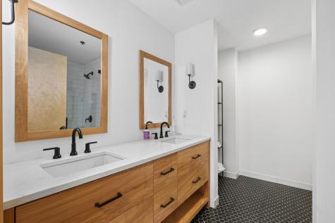 1240 S 2nd Street Minneapolis MN 55415