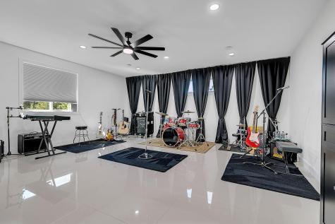 4777 Pine Point Road Sartell MN 56377