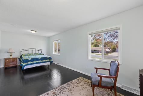 5841 Boone Avenue N New Hope MN 55428