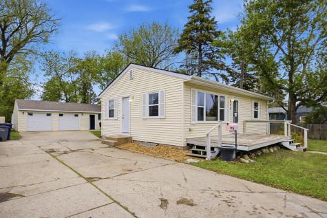 911 18th Street N Moorhead MN 56560