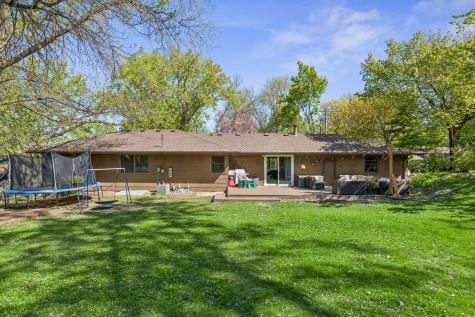 1105 Lakeview Drive Burnsville MN 55337