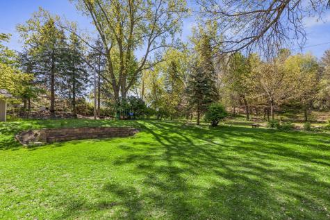 1105 Lakeview Drive Burnsville MN 55337