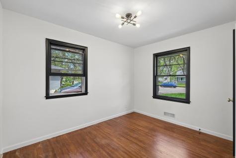 8774 Hale Avenue S Cottage Grove MN 55016