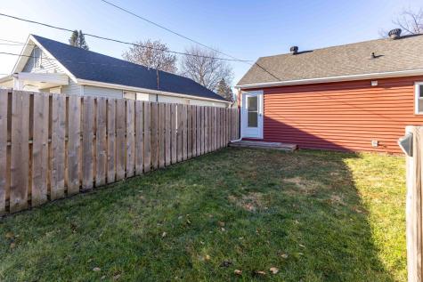 1410 14 1/2 Street S Fargo ND 58103