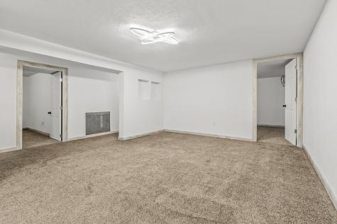 1409 13th Avenue N Moorhead MN 56560