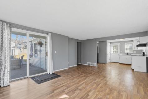 5705 Washington Street NE Fridley MN 55432