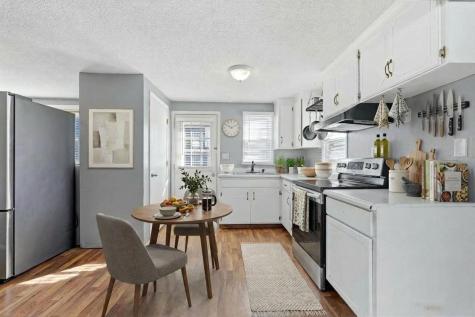 5705 Washington Street NE Fridley MN 55432