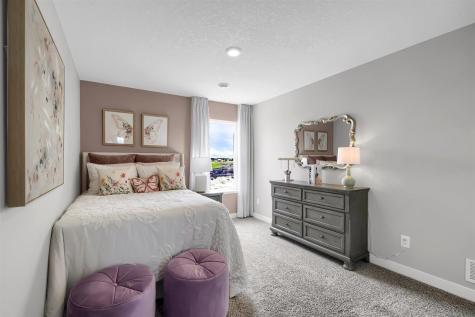 2010 Highview Terrace Shakopee MN 55379