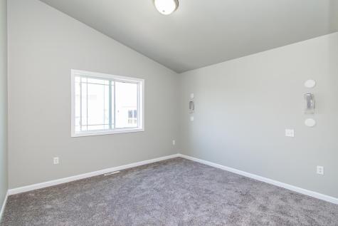 2042 12 Street W West Fargo ND 58078