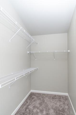 2042 12 Street W West Fargo ND 58078