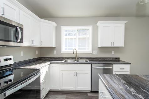 2042 12 Street W West Fargo ND 58078