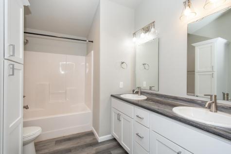 2042 12 Street W West Fargo ND 58078