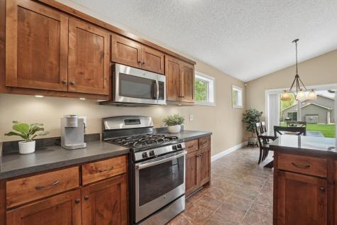 10105 180th Avenue NW Elk River MN 55330