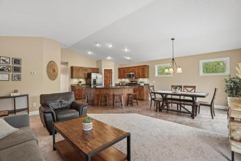 10105 180th Avenue NW Elk River MN 55330