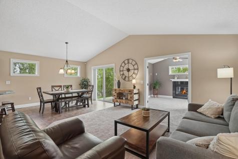 10105 180th Avenue NW Elk River MN 55330