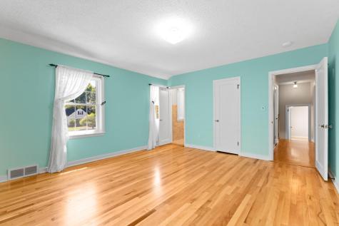 827 10 1/2 Street SW Rochester MN 55902