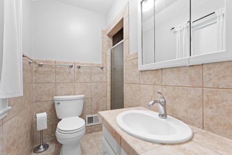 827 10 1/2 Street SW Rochester MN 55902