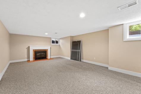 827 10 1/2 Street SW Rochester MN 55902