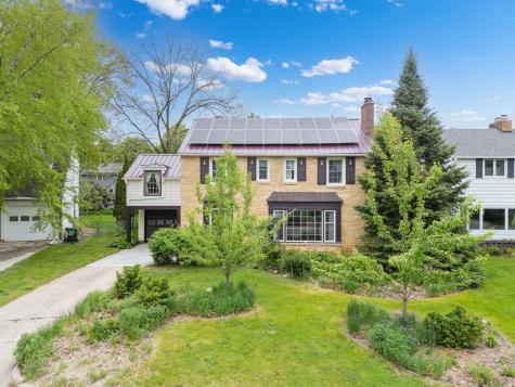 827 10 1/2 Street SW Rochester MN 55902