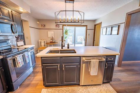 438 W Kinne Street Ellsworth WI 54011