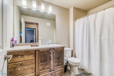 3252 10th Street N Fargo ND 58102
