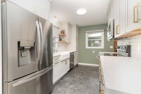 9900 Cedar Lake Road Minnetonka MN 55305