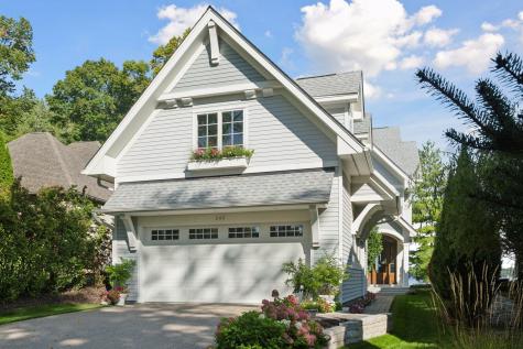 245 Lakeview Avenue Tonka Bay MN 55331