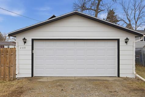 208 1 Avenue SE Dilworth MN 56529
