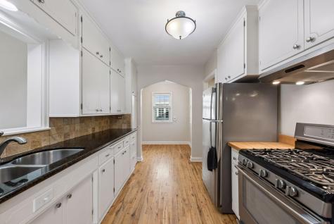 1731 Hillcrest Avenue Saint Paul MN 55116