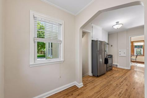 1731 Hillcrest Avenue Saint Paul MN 55116