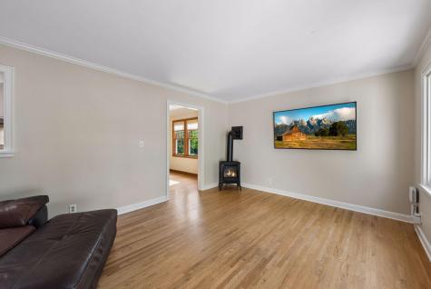1731 Hillcrest Avenue Saint Paul MN 55116