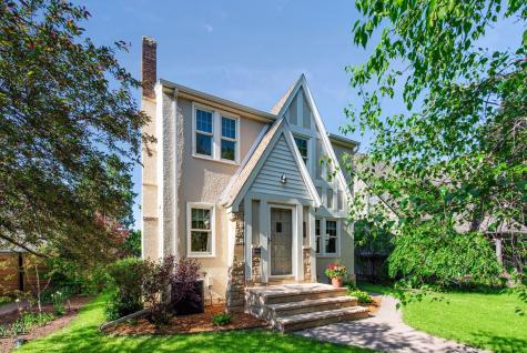 1731 Hillcrest Avenue Saint Paul MN 55116